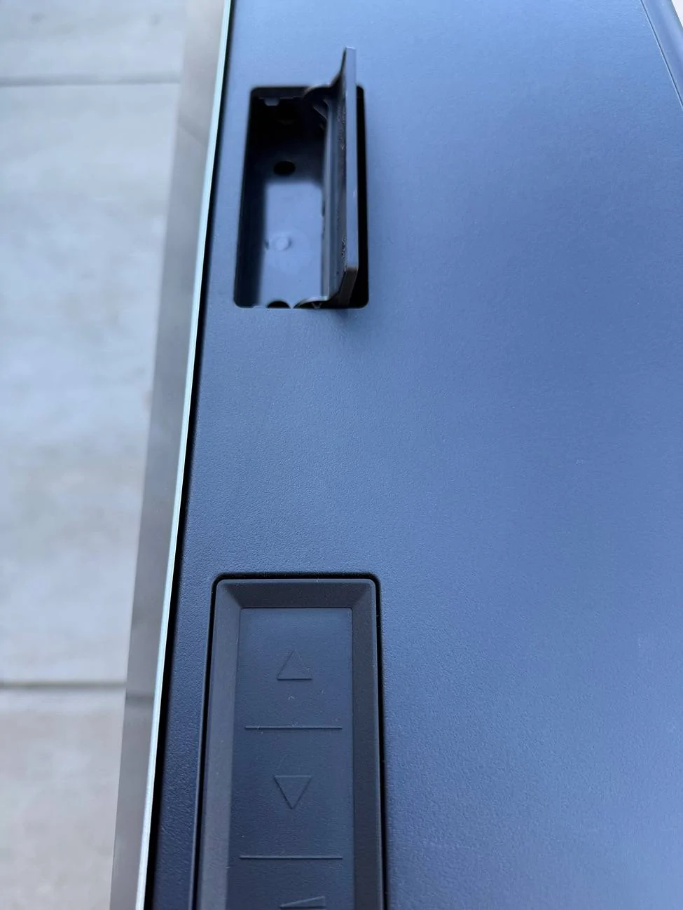 Tesla Cybertruck Rear driver side mounting posts missing IMG_9903