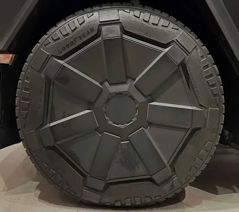Tesla Cybertruck New Redesigned Aero Wheel Covers Installed! 462581965_2025897257925502_7844100607151665171_n