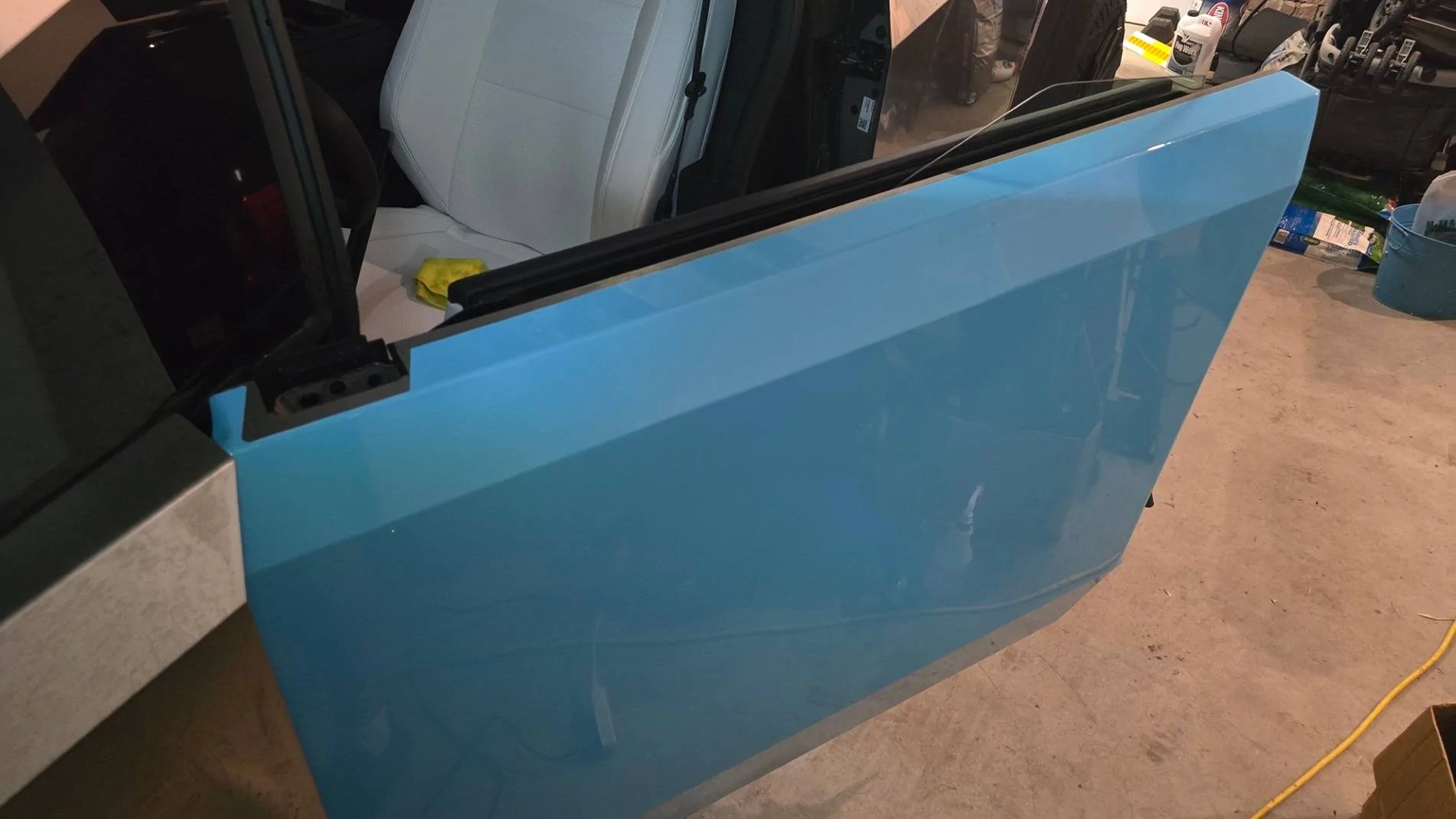Tesla Cybertruck DIY Sky Blue PPF from TWRAPS installed 20241123_194742 (Large)