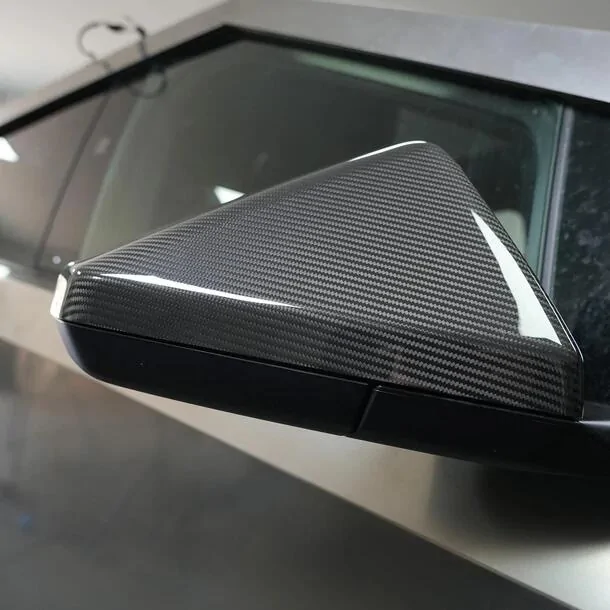 Tesla Cybertruck Upgrade Your Cybertruck Interior with Real Carbon Fiber-Special Discount Inside! 1733413284443-3o