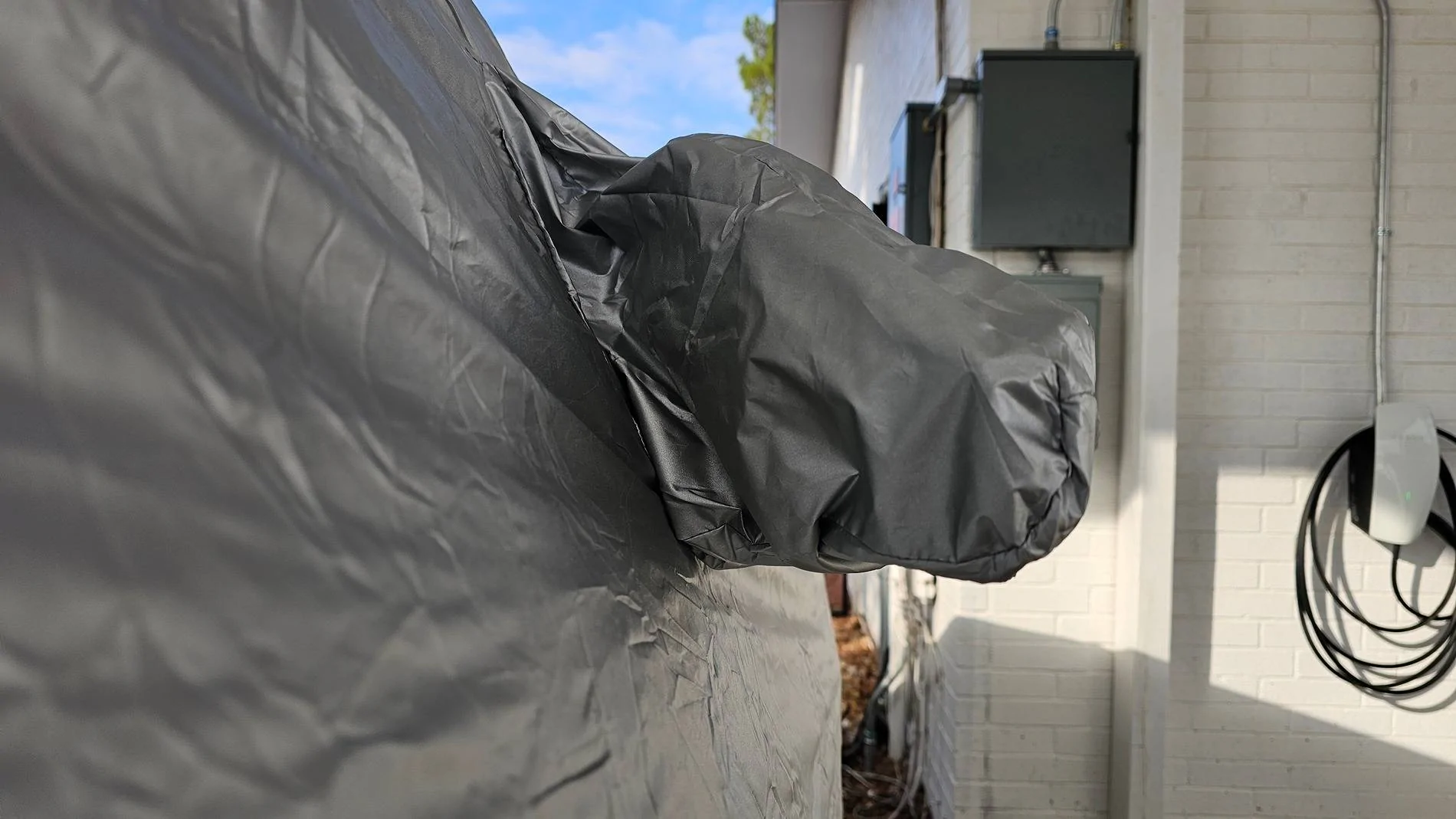 Tesla Cybertruck 🌧️🌞All-Weather Full Cover Outdoor Car Cover For Cybertruck – Ready for Any Adventure! 🛡️🚙 20241207_090954