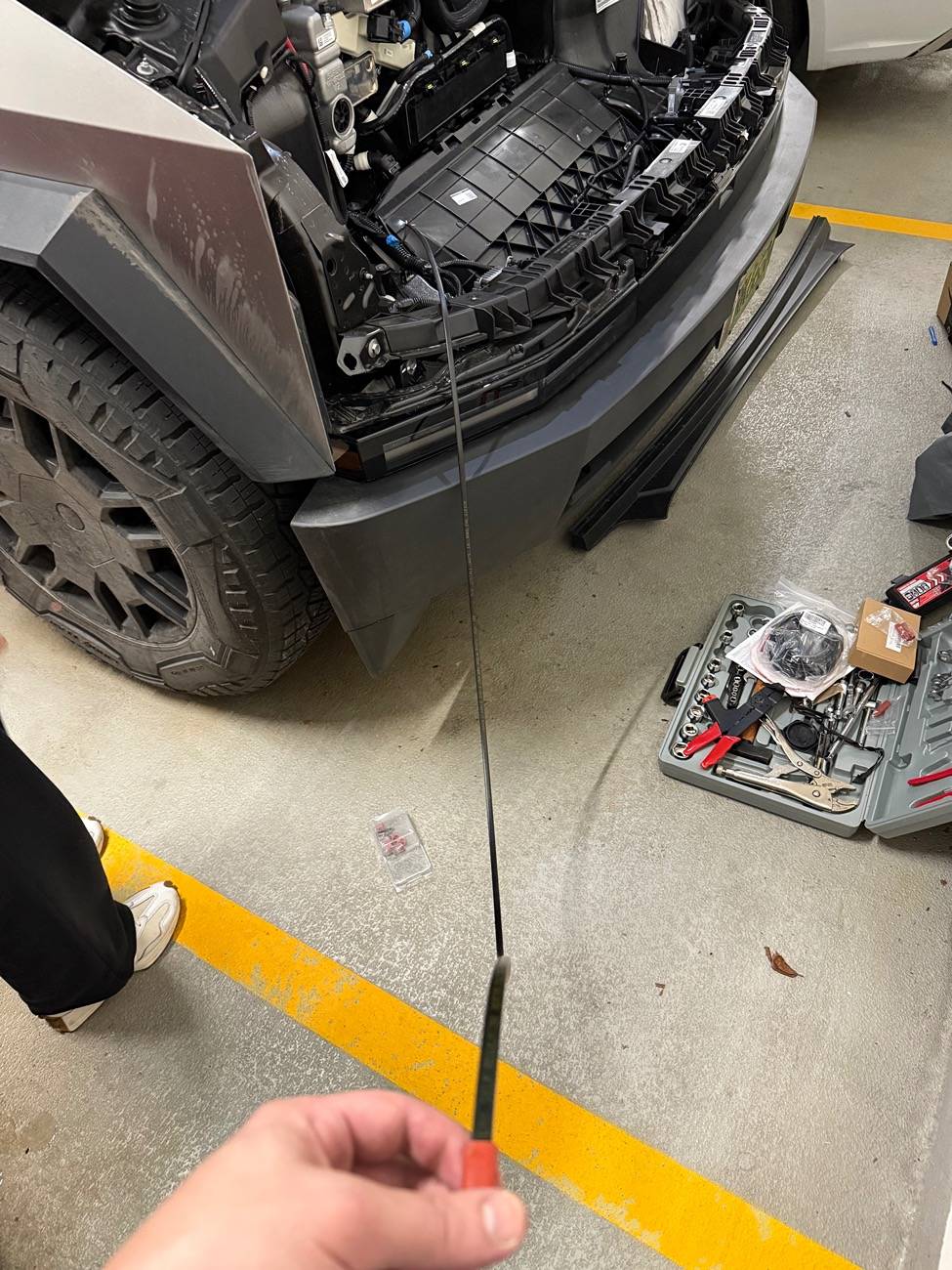 Tesla Cybertruck Project "Melt Snow" - Snow / Ice Buildup on Headlights & Bumper Solution (DIY Writeup) IMG_0424