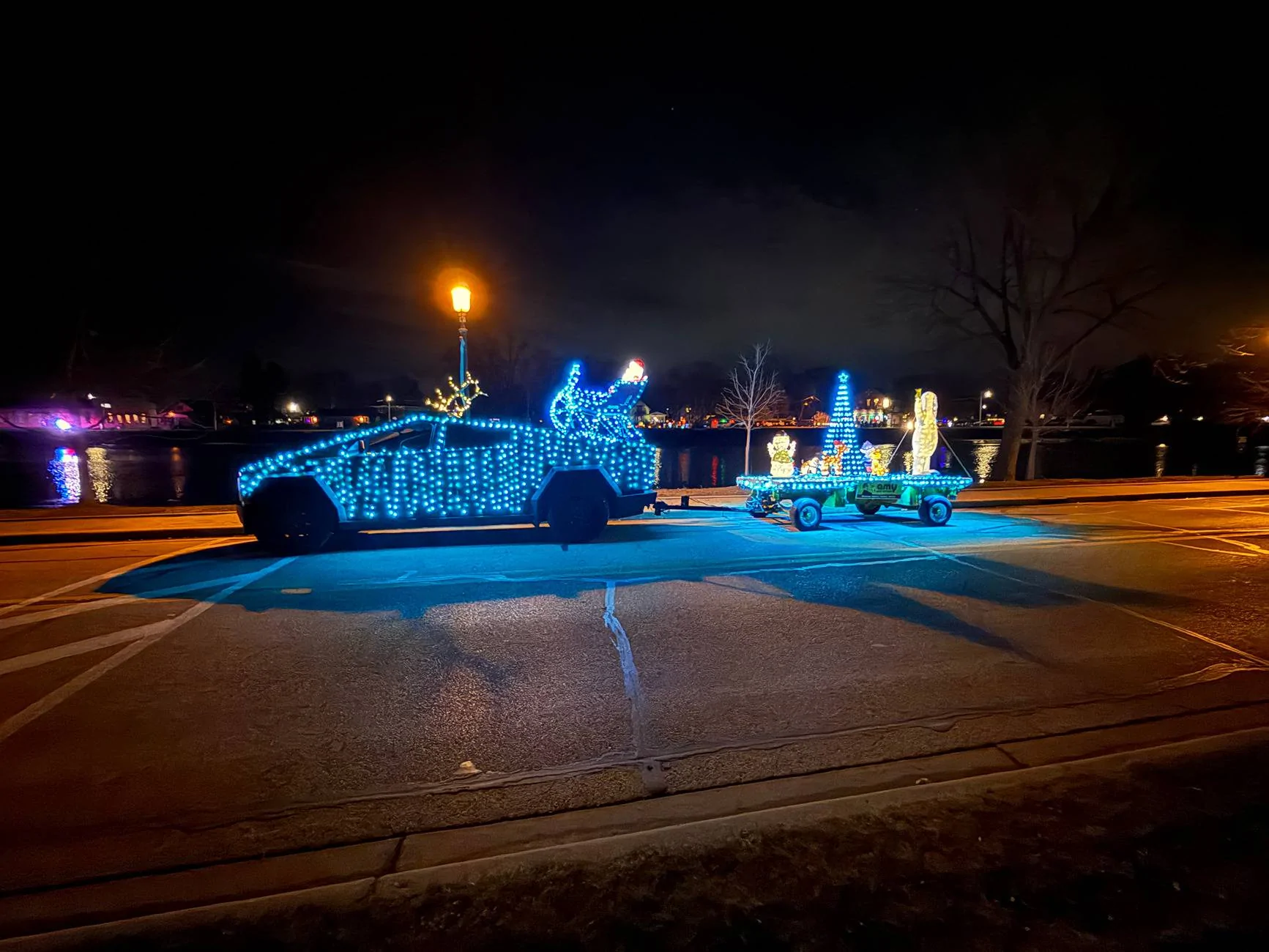 Tesla Cybertruck Christmas lights parade! IMG_0546
