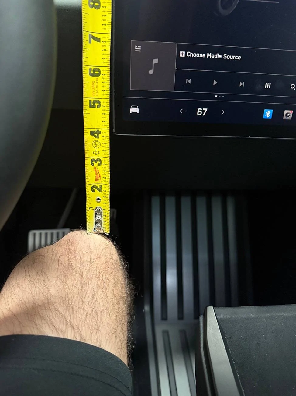 Tesla Cybertruck [CyberGear]Exclusive Offer-Screen Rotation Mounts Now in Stock for Black Friday IMG_0834