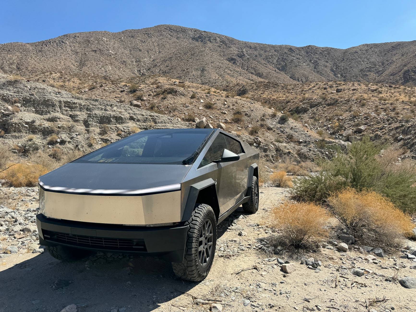 Tesla Cybertruck Cybertruck Aftermarket Wheels & Tires Photos + Info Compilation IMG_5380