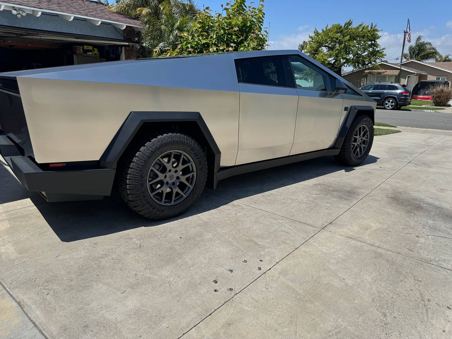 Tesla Cybertruck Cybertruck Aftermarket Wheels & Tires Photos + Info Compilation IMG_4969