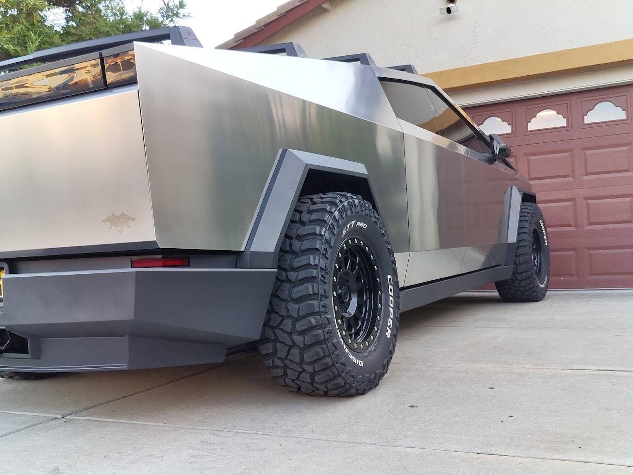 Tesla Cybertruck Cyberbeast w/ Cooper STT PRO Tires (325x65x18) + 18" Black Rhinos Wheels 1733883831147-8b