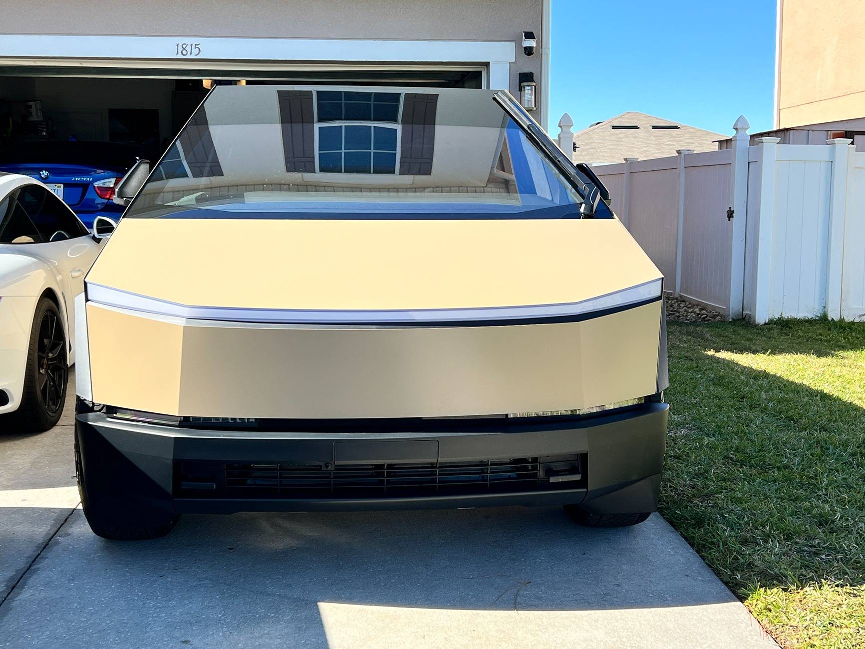Tesla Cybertruck BROWN / BRONZE / COPPER Vinyl Wrap & PPF Cybertruck -- Photos & Videos IMG_9946.JPG