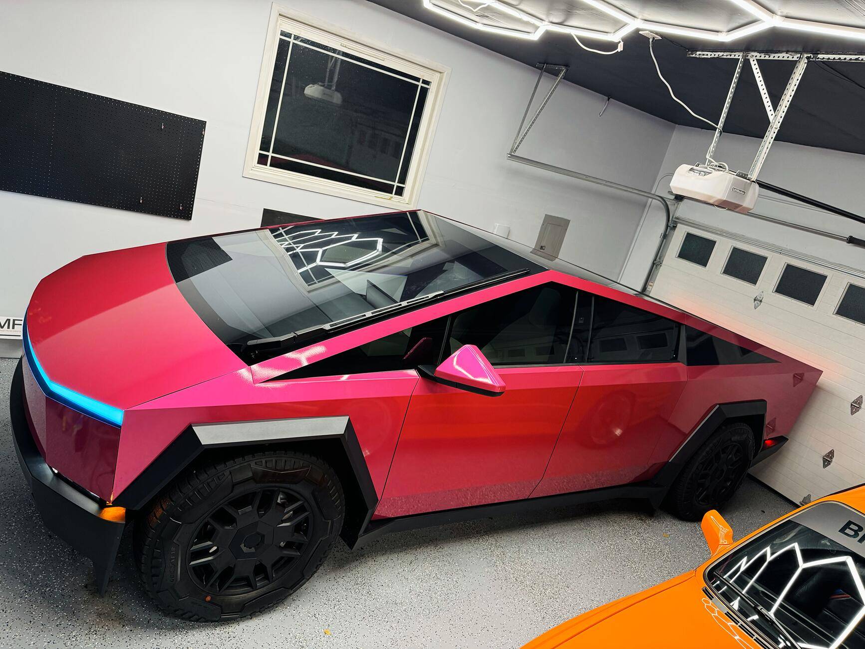 Tesla Cybertruck What did you do TO / WITH your Cybertruck today? 👨🏻‍🔧🧰🚿🛠 IMG_6878