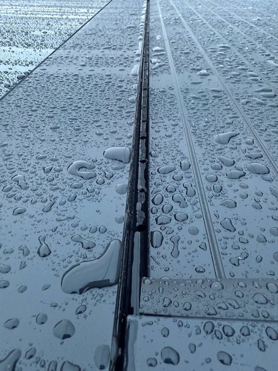 Tesla Cybertruck Tonneau cover gap issue fixed by Service Center under warranty IMG_3269