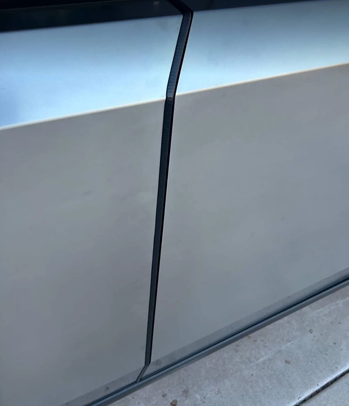 Tesla Cybertruck Door edge protector - to prevent dings on other cars? IMG_3660