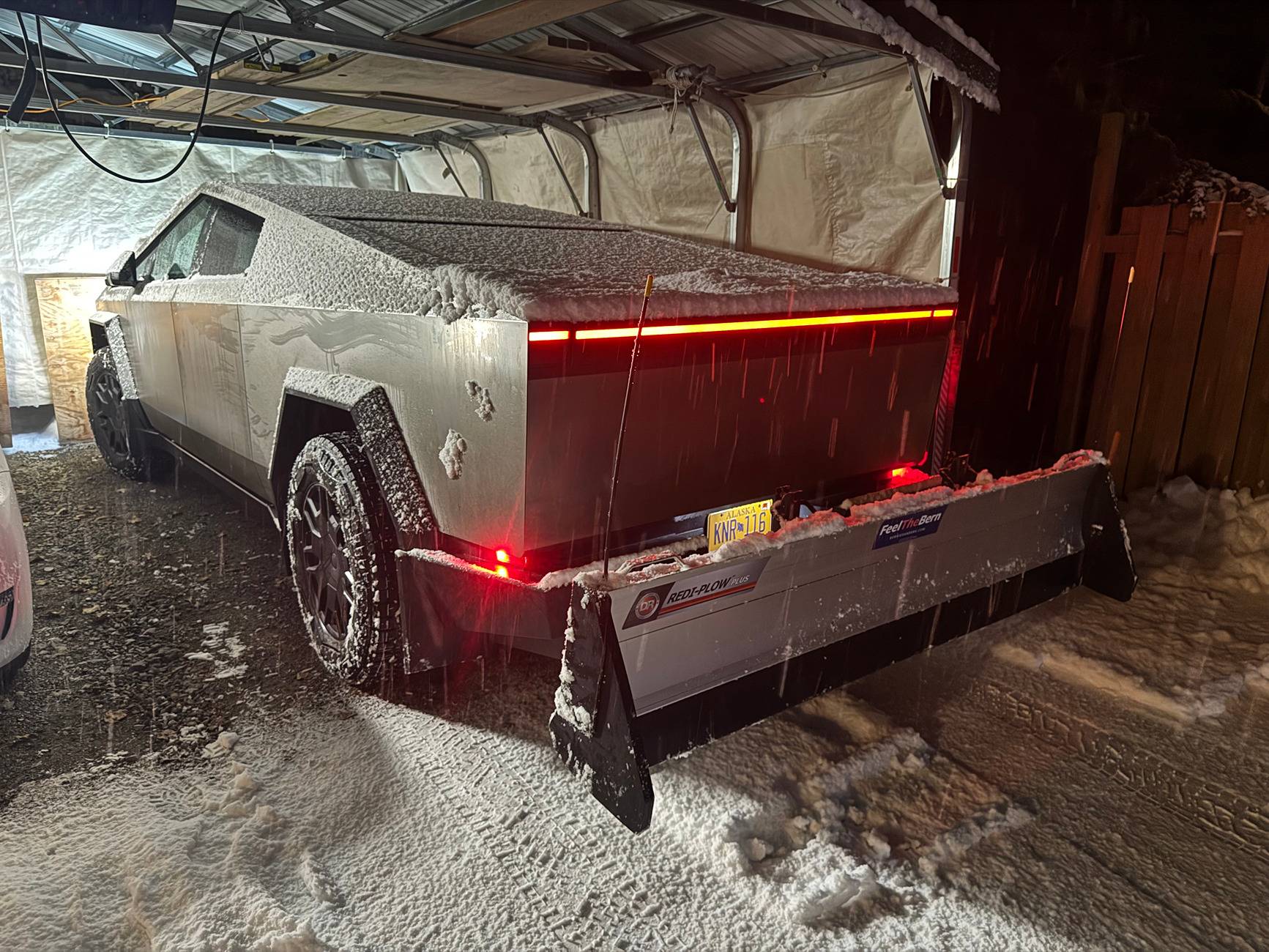 Tesla Cybertruck Using my Cybertruck as a Truck Gillfoto Cybertruck 7164