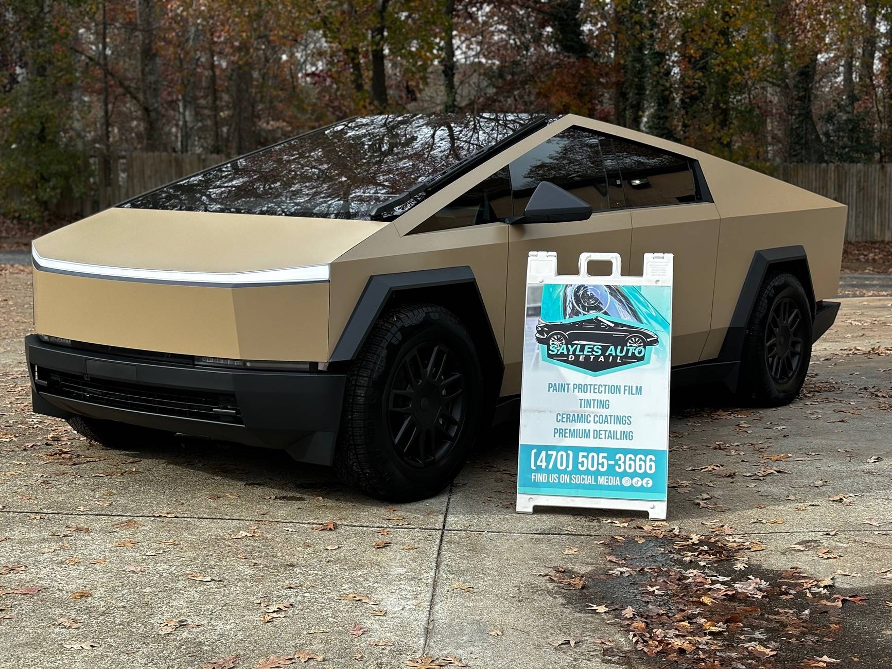 Tesla Cybertruck Khaki wrap IMG_8585