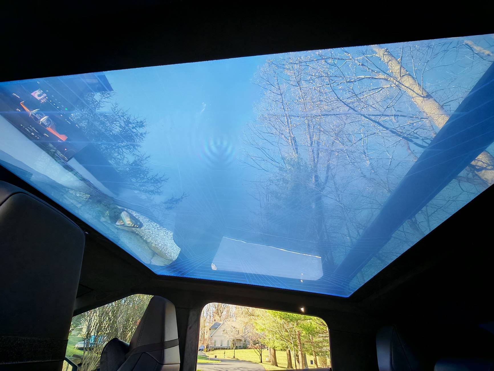 Tesla Cybertruck Starlight Dome Ambient Lighting IMG_20241213_121351