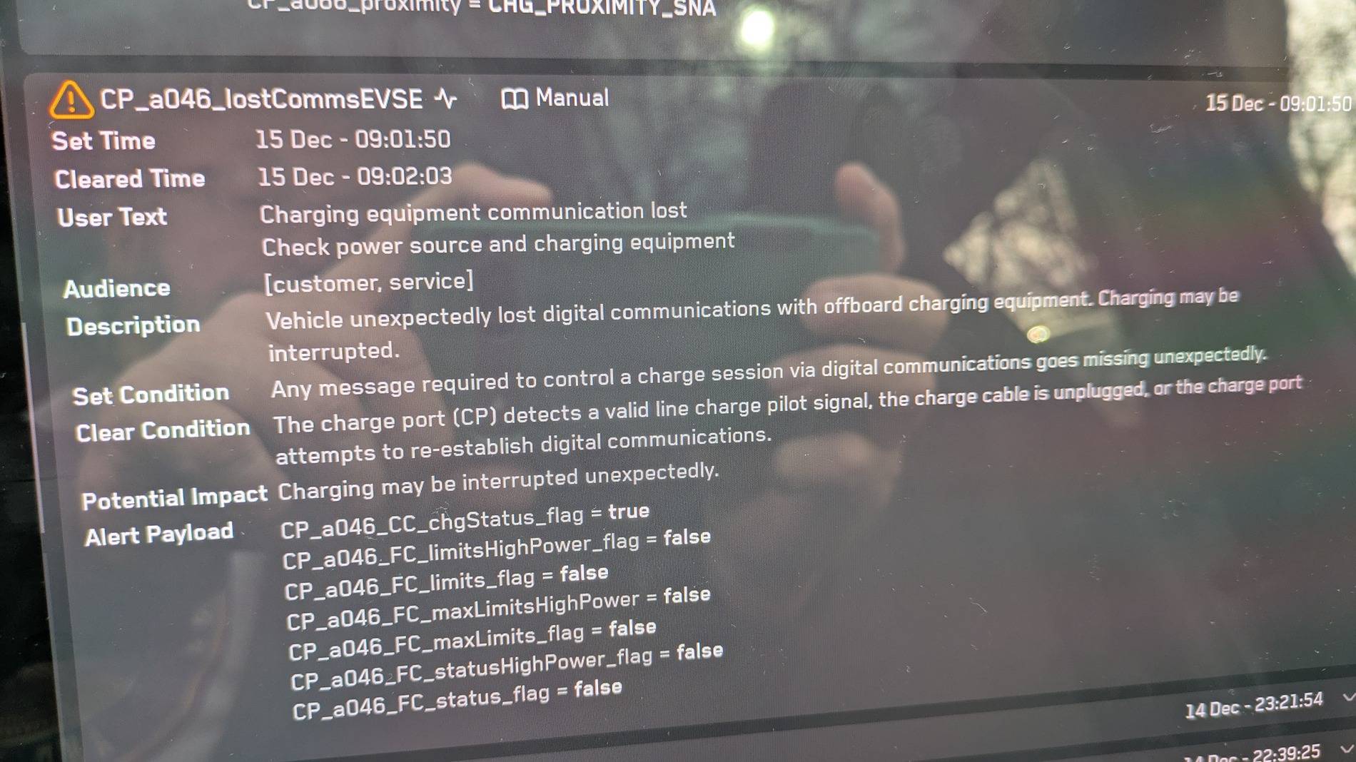 Tesla Cybertruck Overnight, stopped charging and will no long charge 1000013434