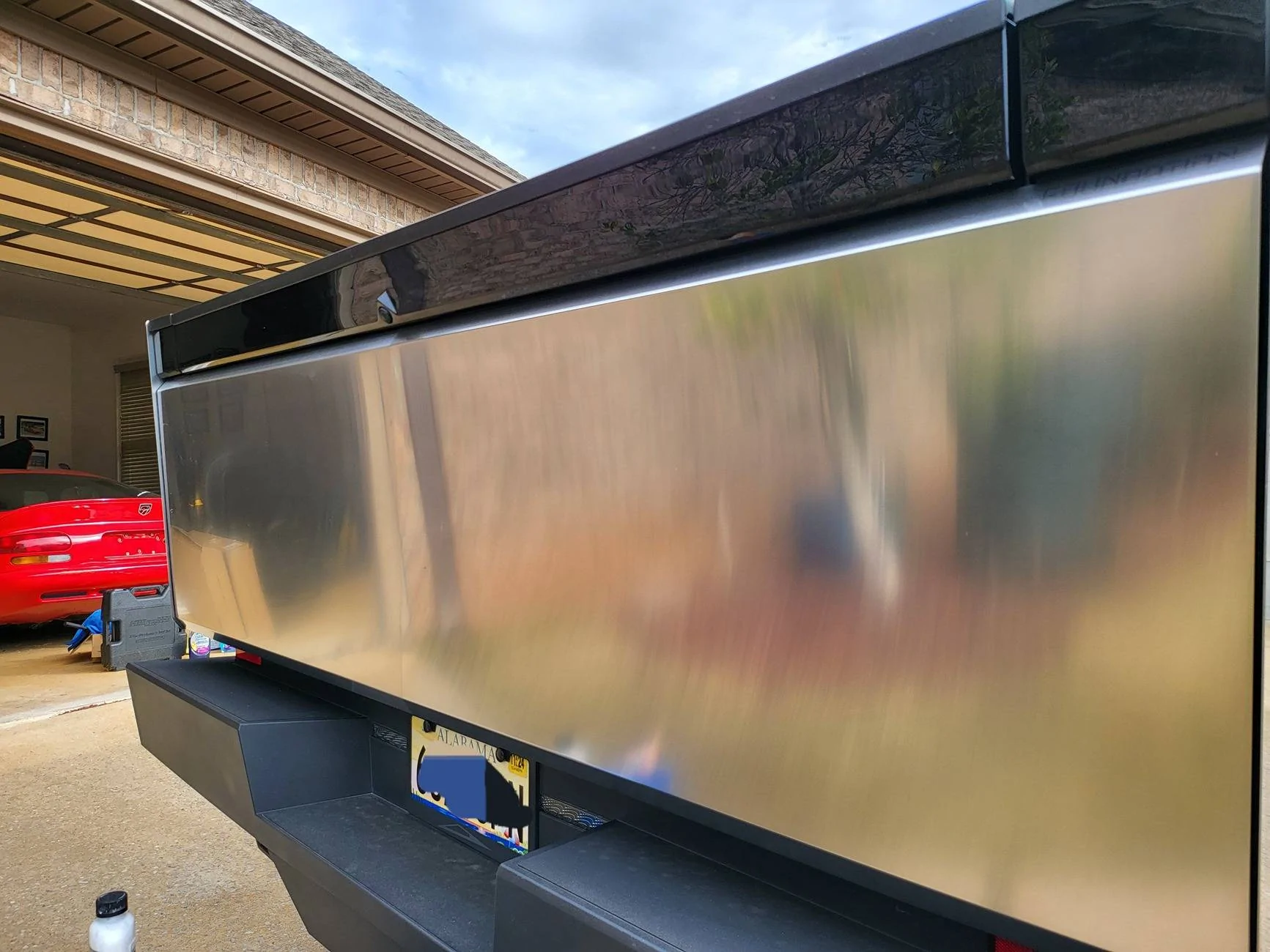 Tesla Cybertruck What did you do TO / WITH your Cybertruck today? 👨🏻‍🔧🧰🚿🛠 20241214_133436