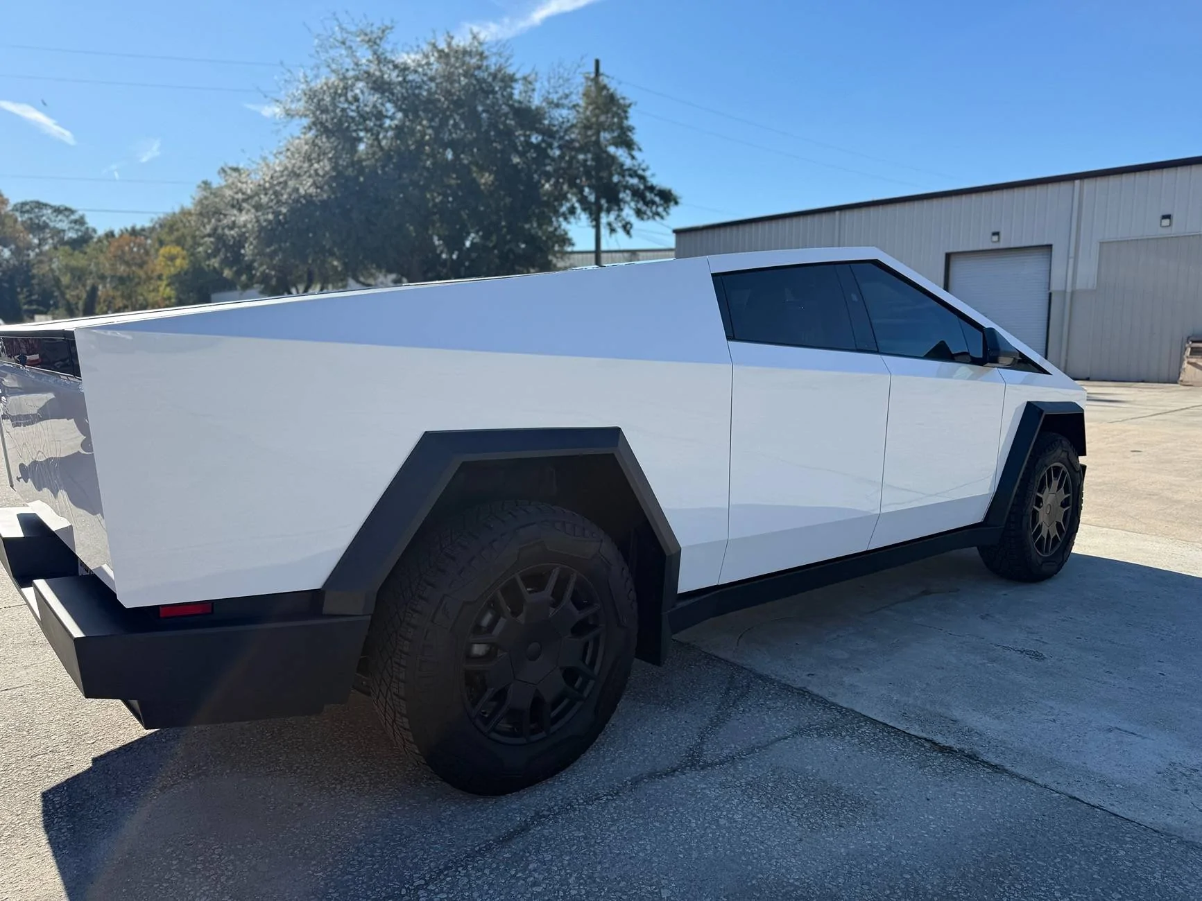 Tesla Cybertruck New Pearl White CT Wrap IMG_3561