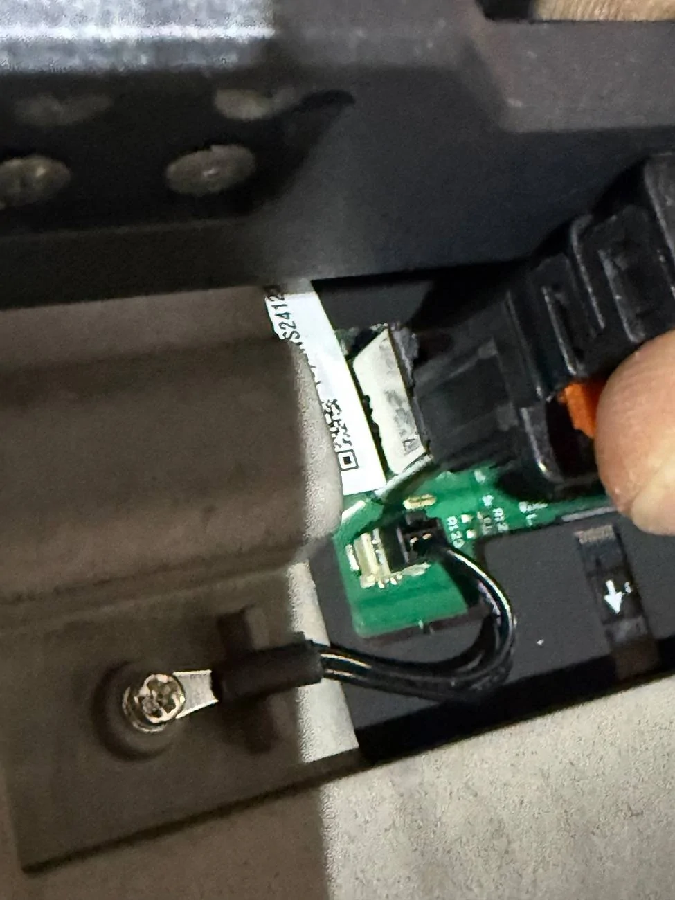 Tesla Cybertruck Failed screen tilt install - USB-C interference IMG_2185
