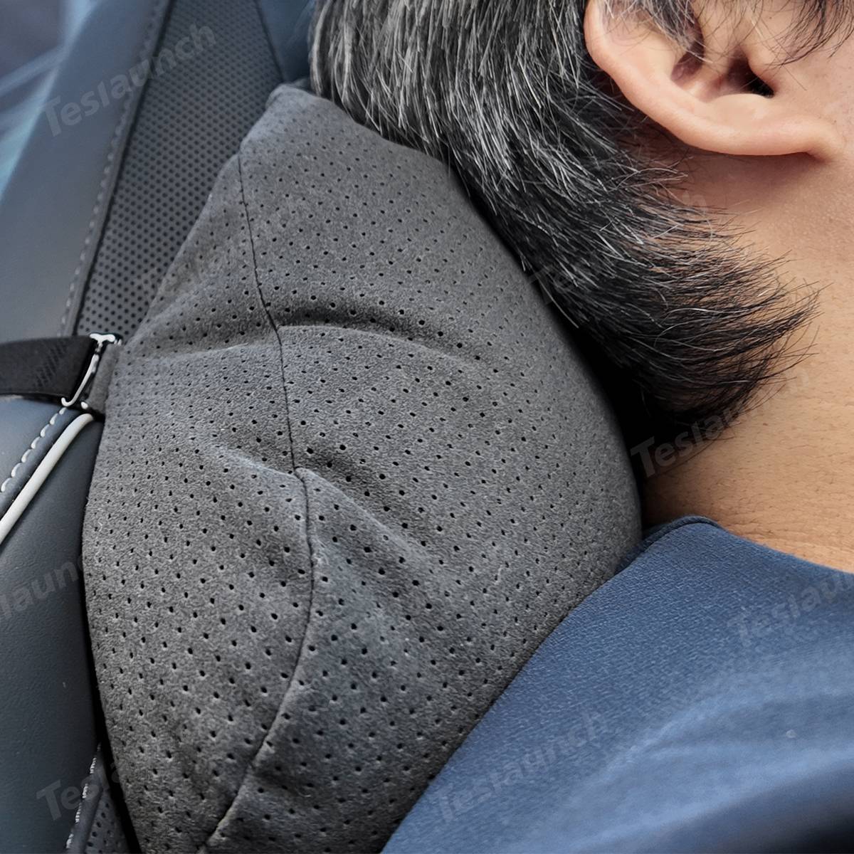 Tesla Cybertruck Neck Pillow for Cybertruck seats by Teslaunch 4