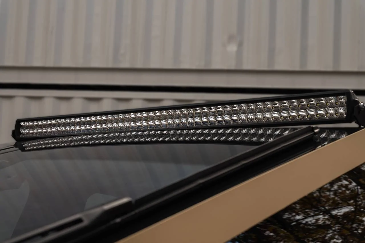 01_CYB - Double Row Lightbar - Web-6.webp