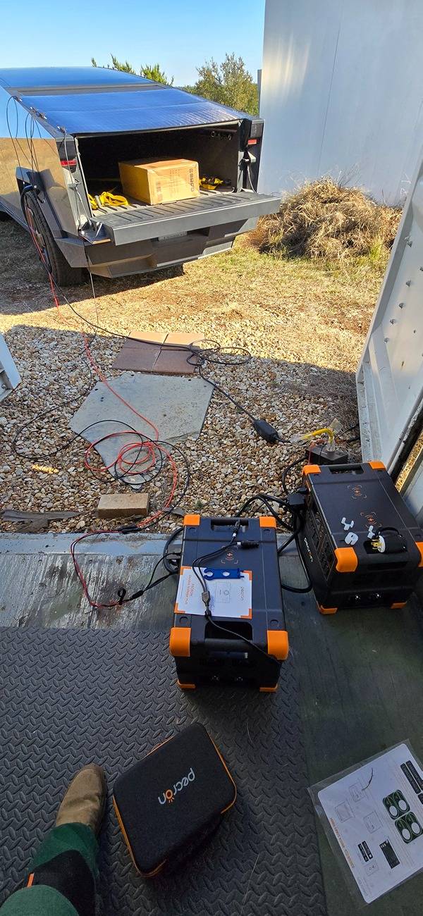 Tesla Cybertruck Homemade mobile solar charging panels, Starlink, & other mods on my Cybertruck 20241219_142615