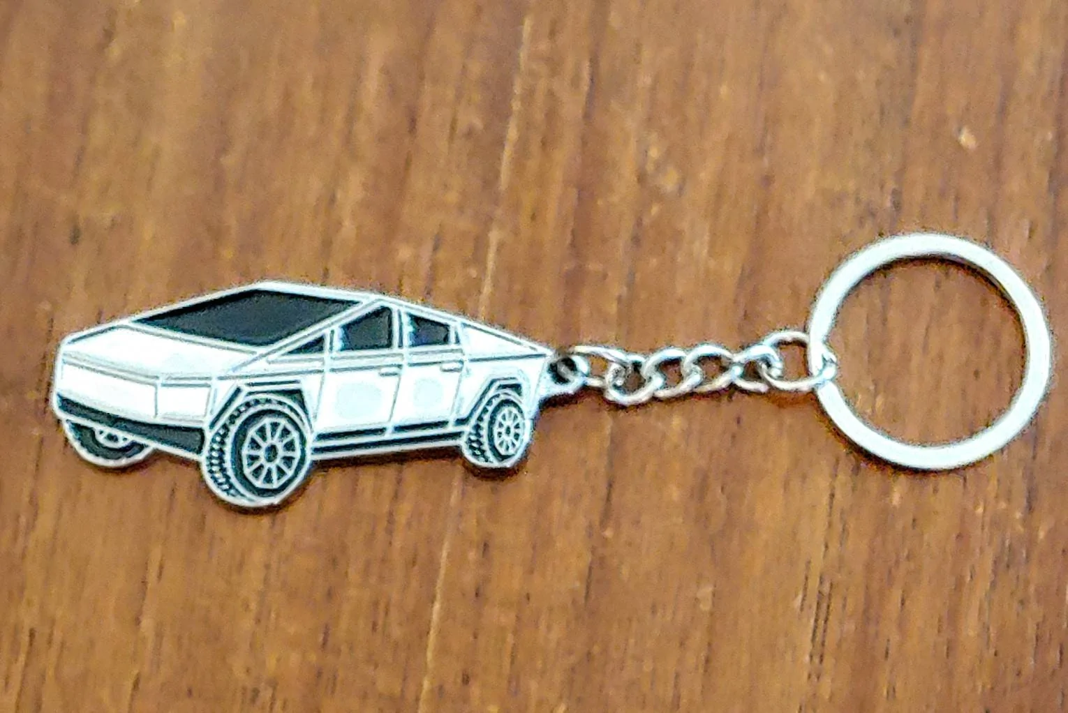Tesla Cybertruck CT key ring. Chinese aftermarket needs help! 20241220_084042~2