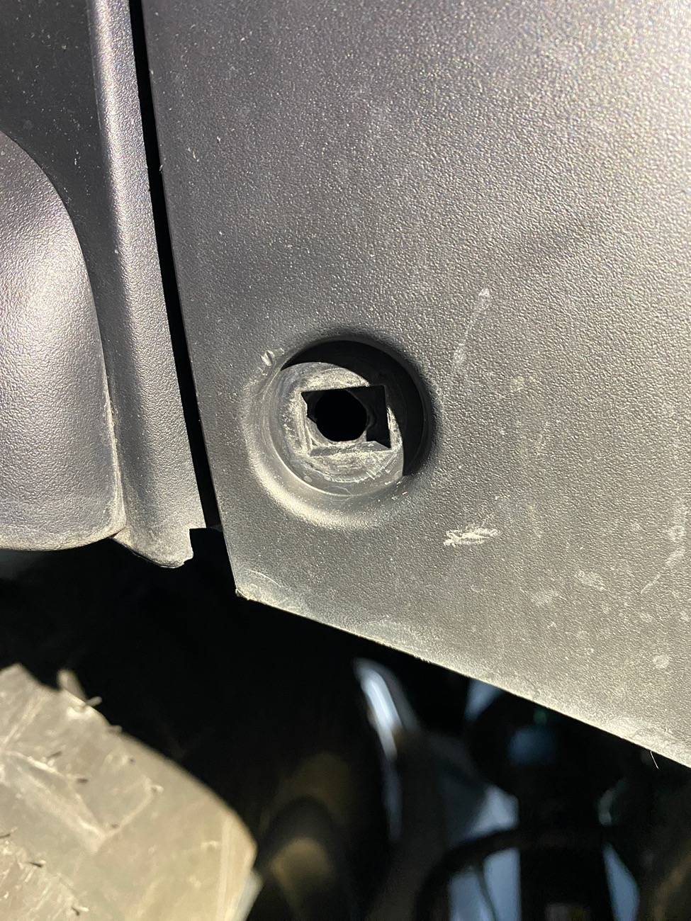 Tesla Cybertruck Recall: Drive Inverter Failures on 2024 Cybertrucks Produced 11/6/23 – 7/30/24 (Affects 2,431 vehicles) IMG_4533