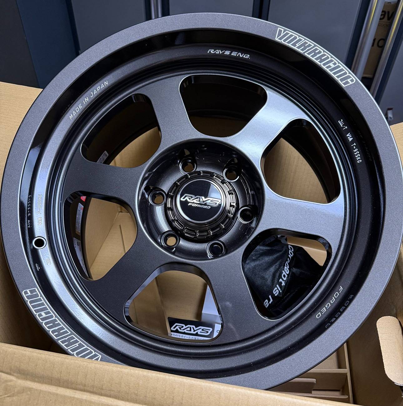 Tesla Cybertruck Volk Racing Forged TE37XT 18x9" +0 wheels w/ BFG HD Terrain T/A tires on Cybertruck IMG_1408