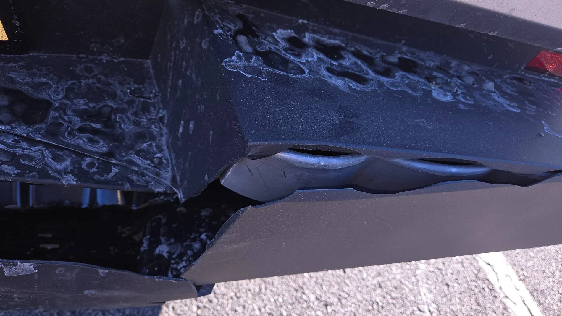 Tesla Cybertruck Rear-end collision. Distracted driver with phone in hand caught on video 20241222_113142