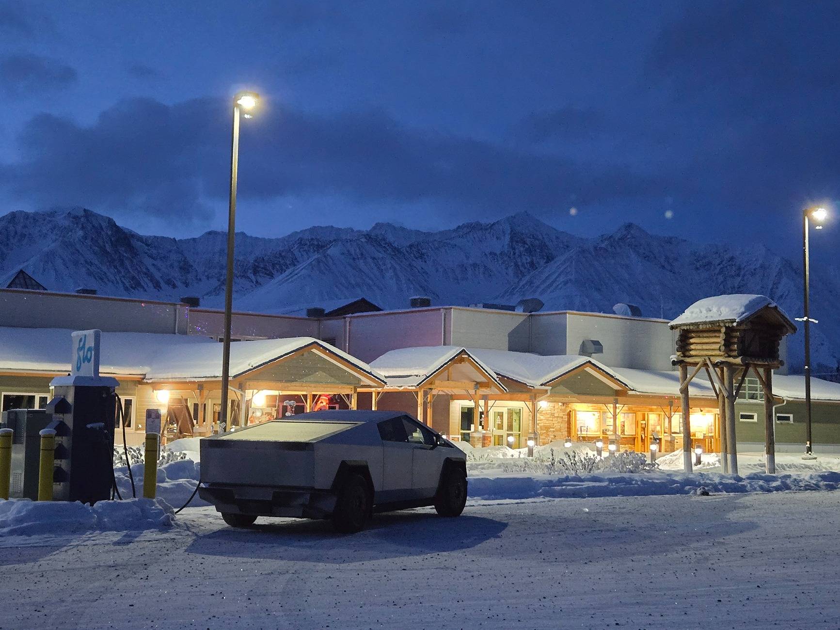 Tesla Cybertruck 🥶 The ultimate winter test: Yukon Cybertruck solstice trip 20241222_102041