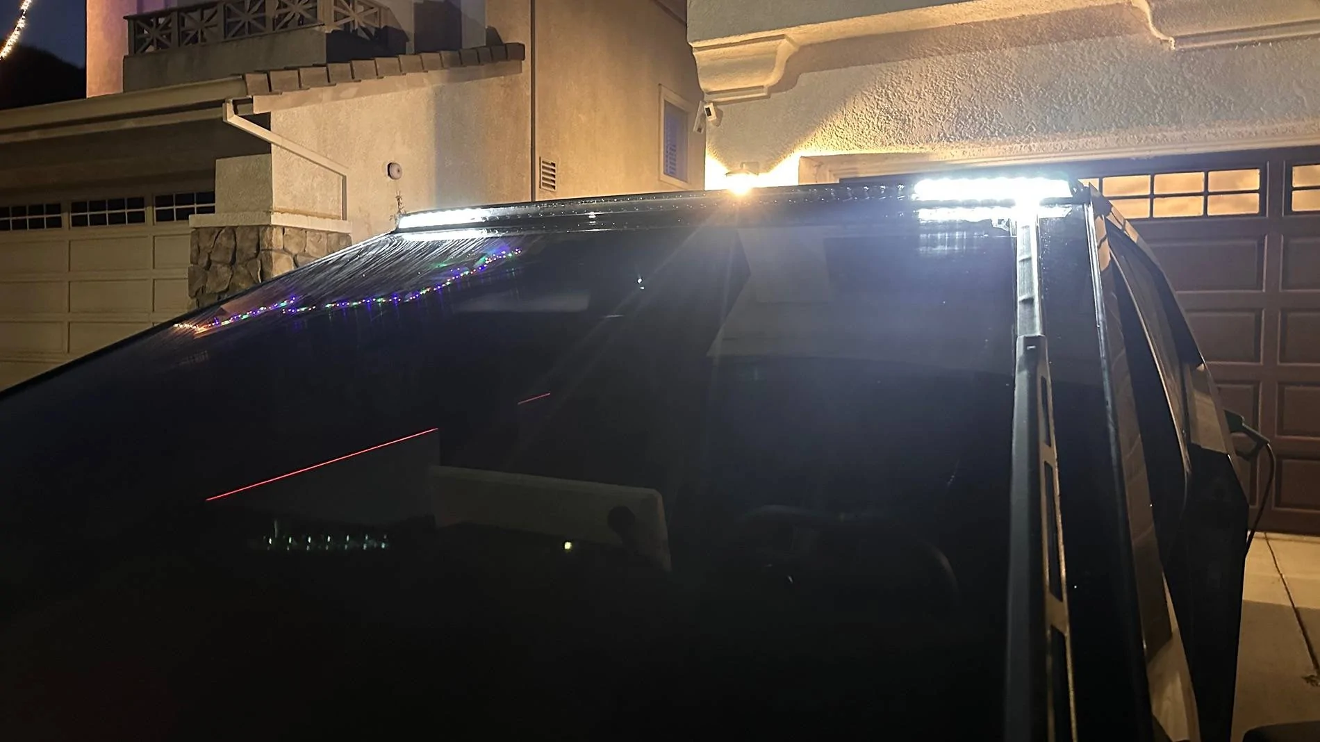 Tesla Cybertruck Got my Cyberbeast Lightbar installed today 12/22/24 IMG_2094