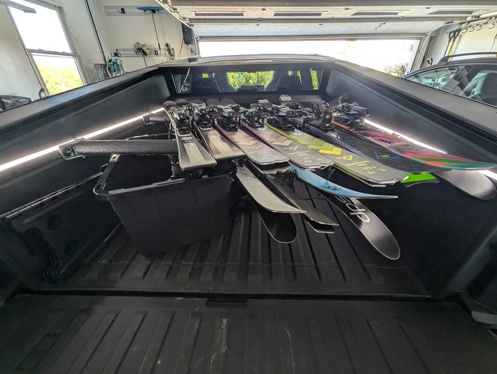Tesla Cybertruck Vault set up for skis inbound1029719966881404621