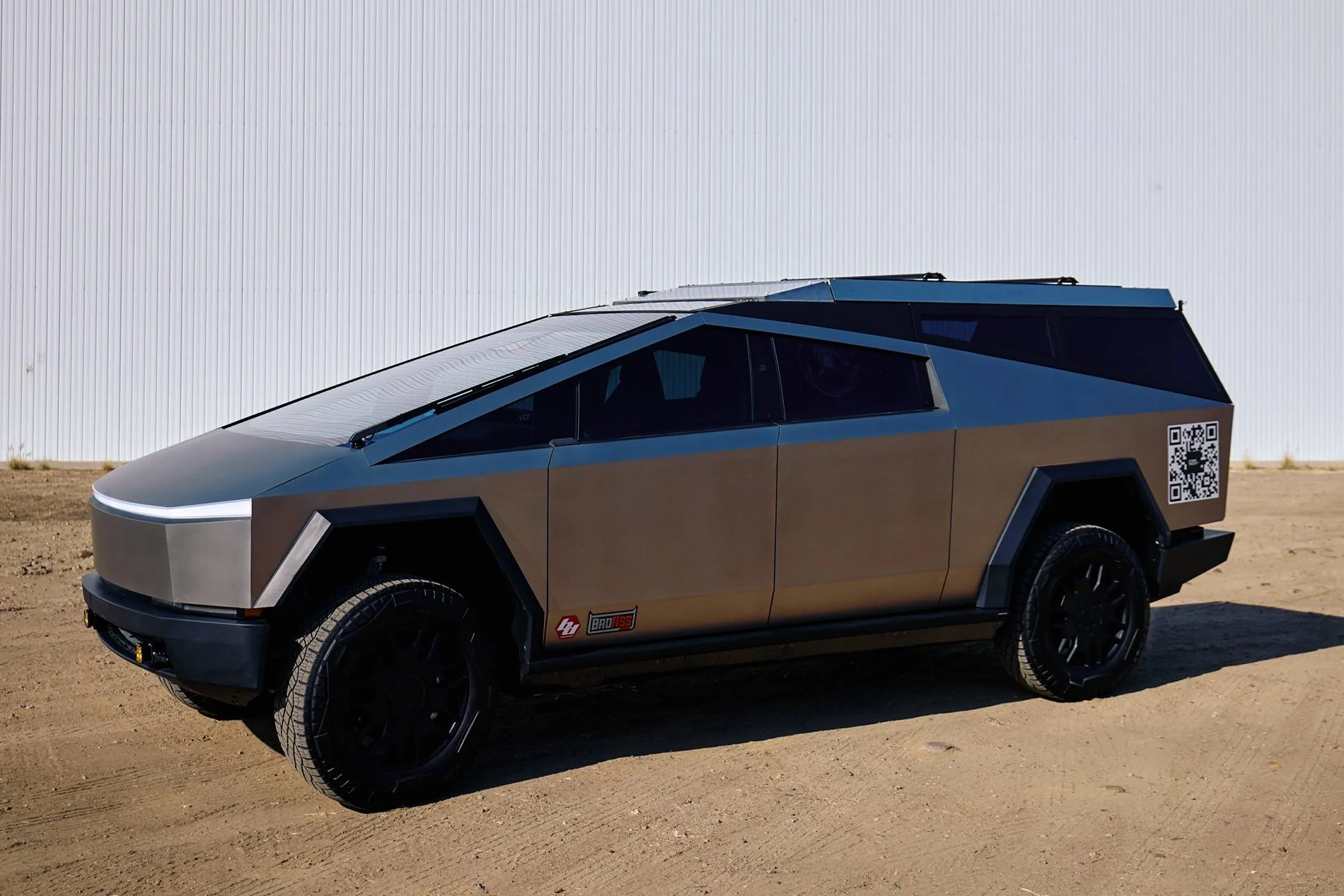 Tesla Cybertruck Waiting on rack and roof tent delivery - getting camping gear ready in the meantime 2024.12.04.CyberTruckCo Camper.140