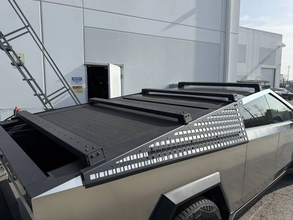 Tesla Cybertruck Unplugged Performance Deliveries Image (4)