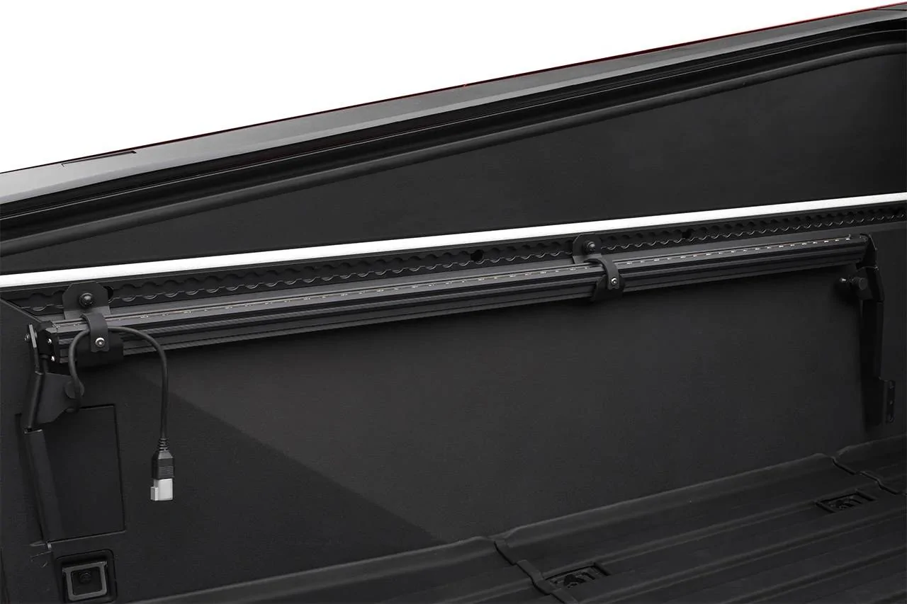 Tesla-Cybertruck-Roof-Lightbar-Bed-Mount-7_4000x.progressive.webp
