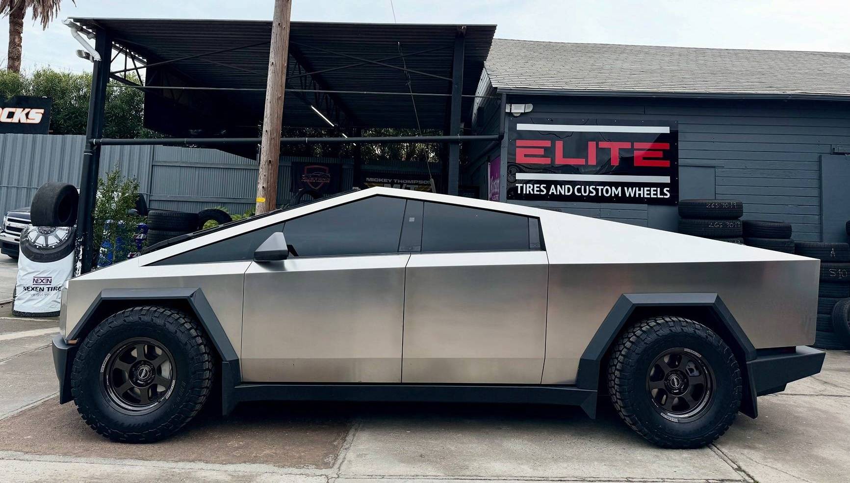 Tesla Cybertruck Volk Racing Forged TE37XT 18x9" +0 wheels w/ BFG HD Terrain T/A tires on Cybertruck 9E645B51-4516-48D6-99C1-97B7447F607E.JPG