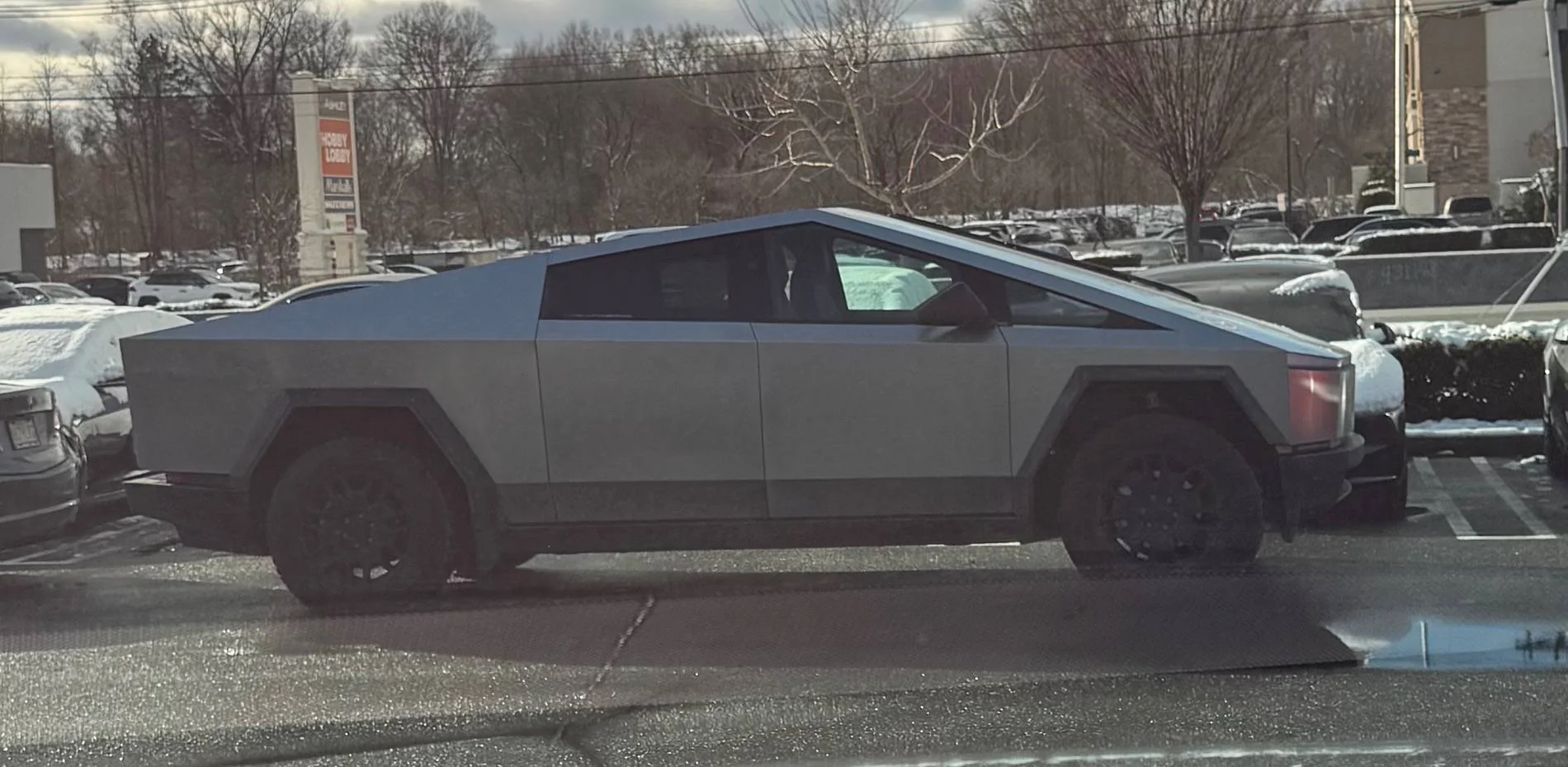 Tesla Cybertruck New owner IMG_3990