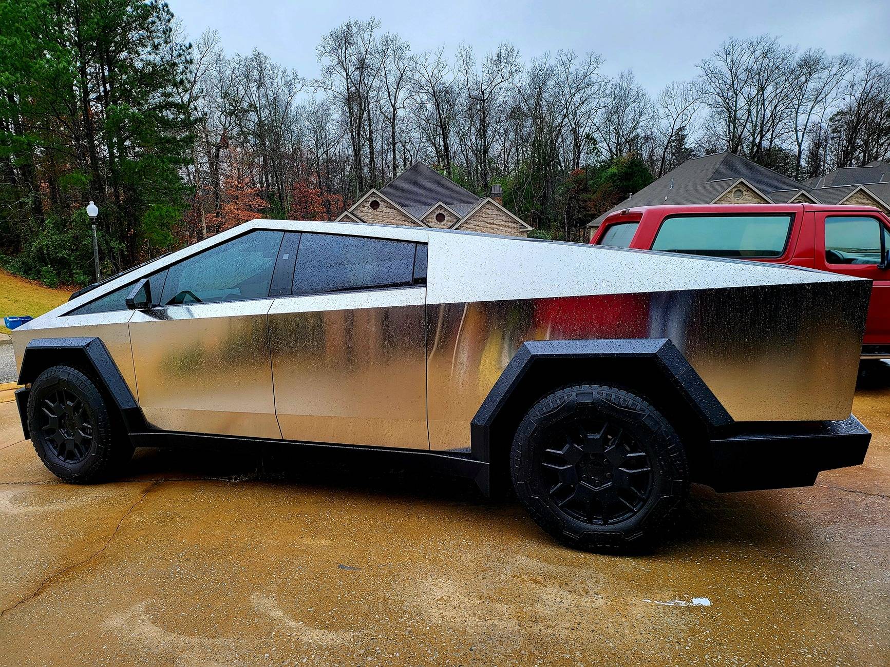 Tesla Cybertruck "Shine Bright 🌞 Like a Diamond 💎  "White Diamond Metal Polish" making 007 *Casino Royale* clean. 20241227_130441