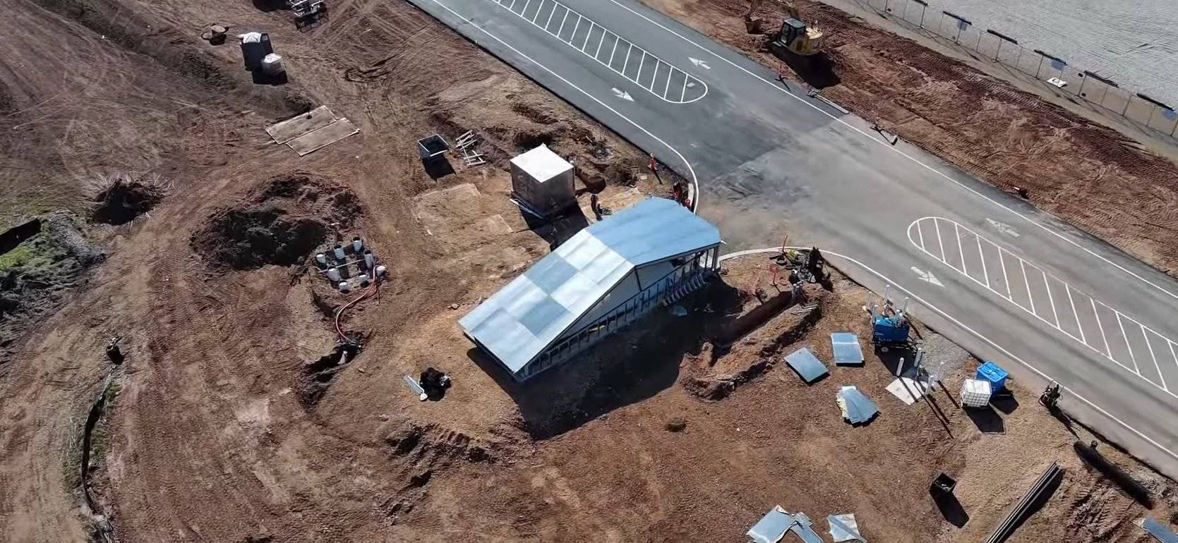 Tesla Cybertruck Birthing Tunnel (Cybertunnel) at Giga Texas gets steel exoskeleton Gf6sDvIXsAAQbLU