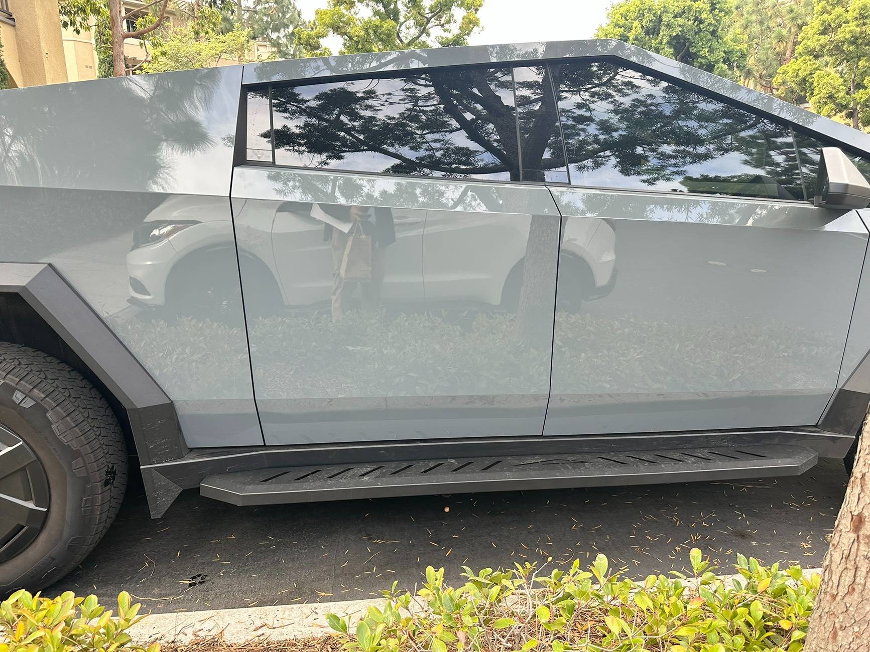 Tesla Cybertruck Tesstudio Running Board Review - best OEM looking option IMG_8947.JPEG