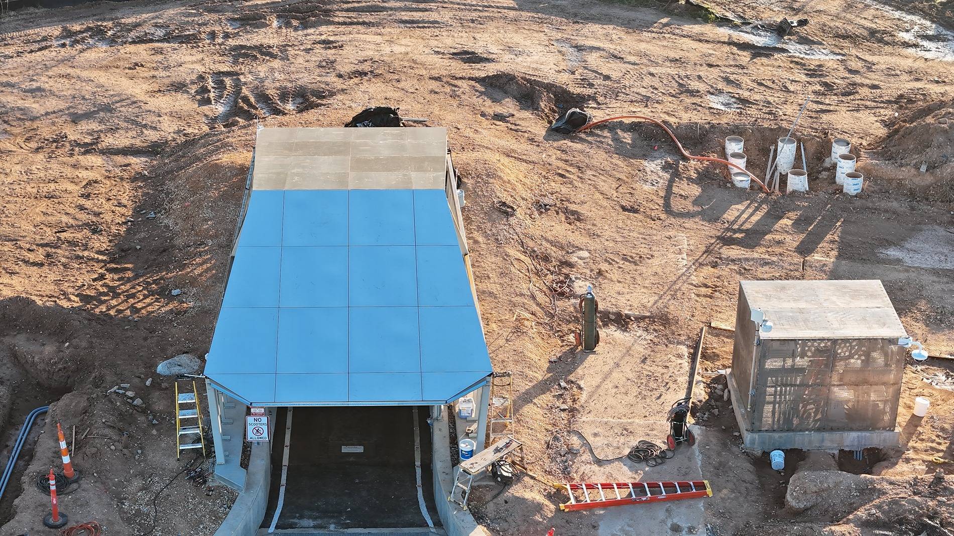 Tesla Cybertruck Birthing Tunnel (Cybertunnel) at Giga Texas gets steel exoskeleton ggd7vj0xgaaxtlg-jpe