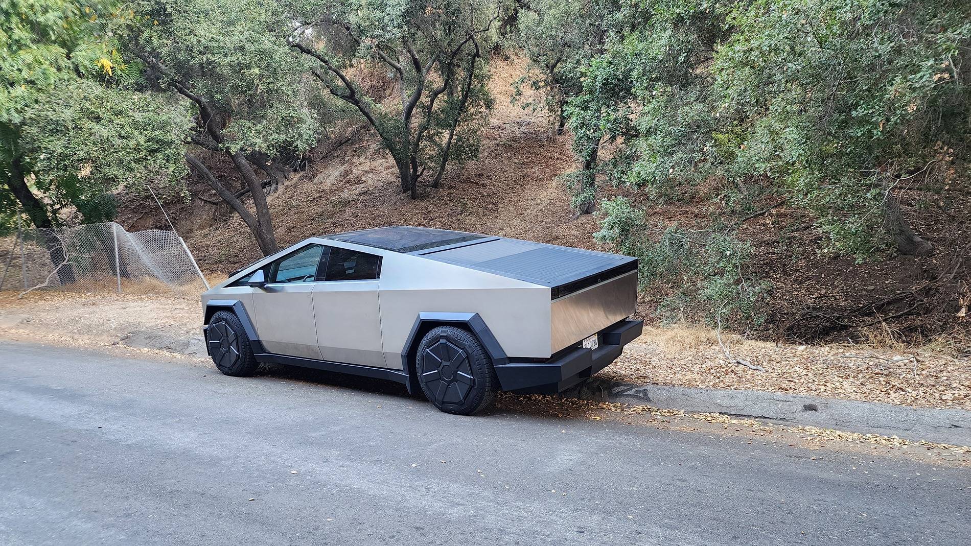 Tesla Cybertruck FSD Fun on highways I am Impressed 1000001638