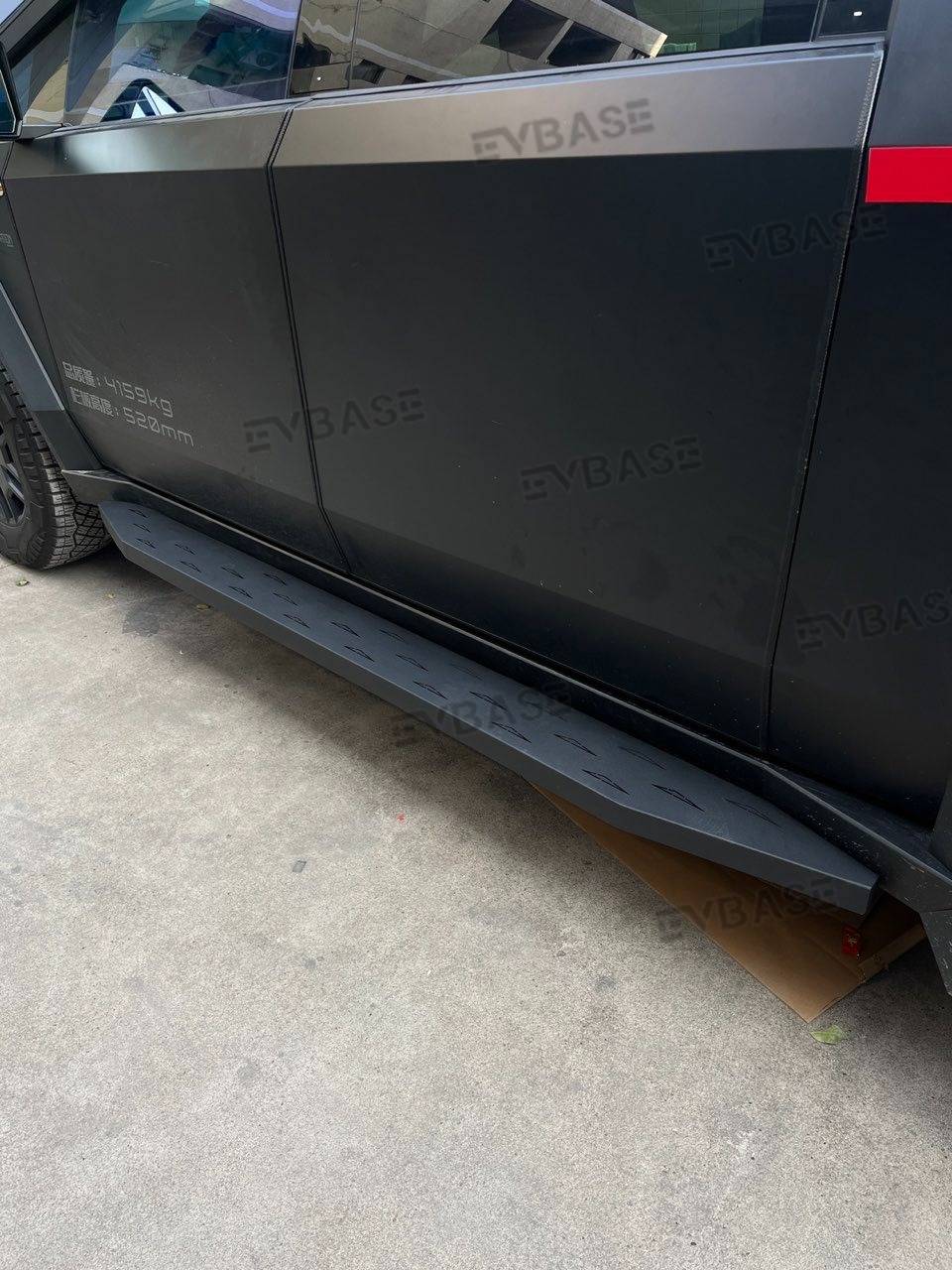 Tesla Cybertruck Step Up Your Cybertruck Game with EVBASE’s Upgraded Running Boards! wudfhasdfasdf