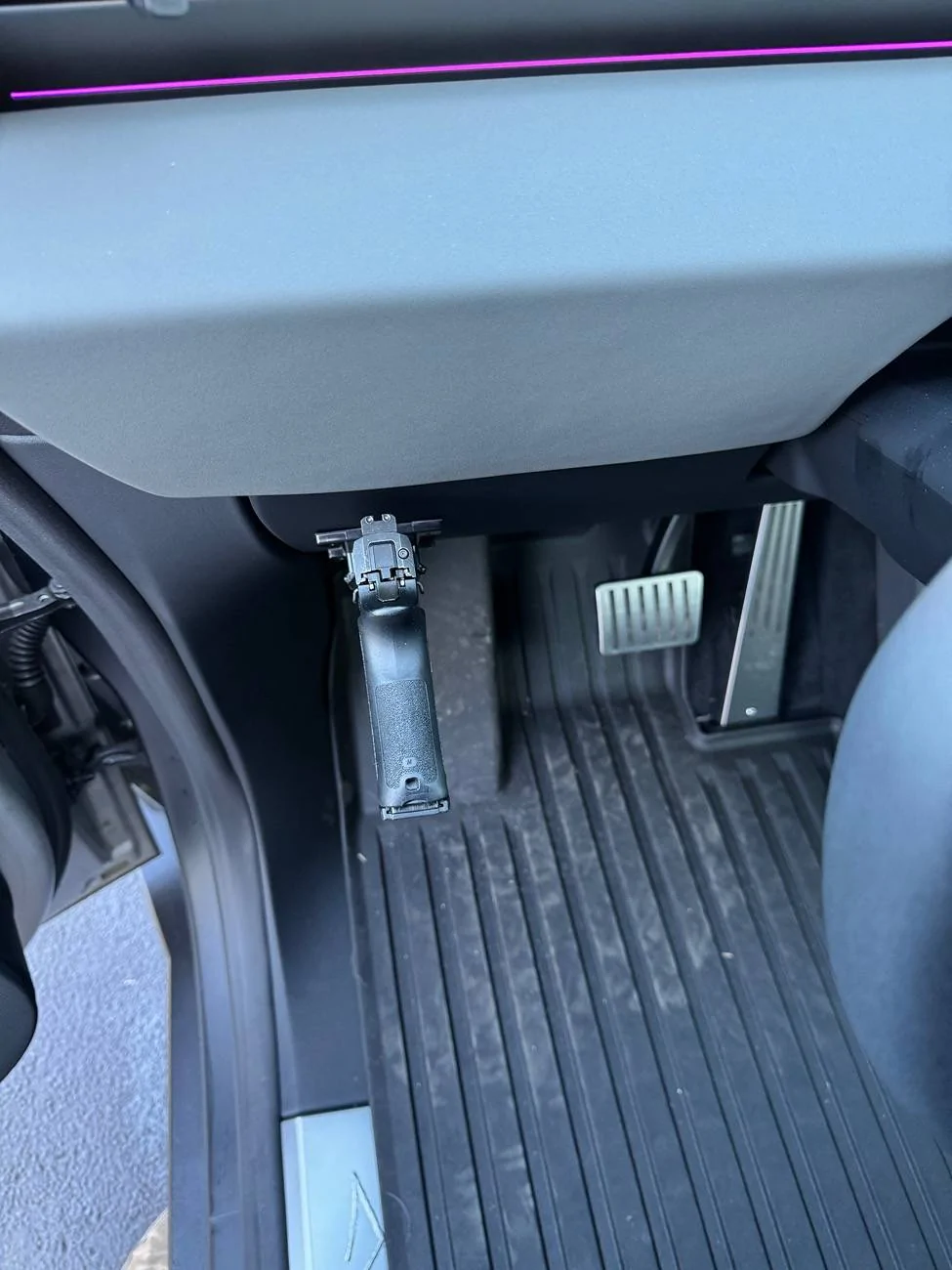Tesla Cybertruck Firearms (Guns / Rifles) Mount Locations? [⚠️ *** Storage Talk Only *** No Glorification, States, Laws, Permits, Usage, or Politics Discussions] IMG_4672