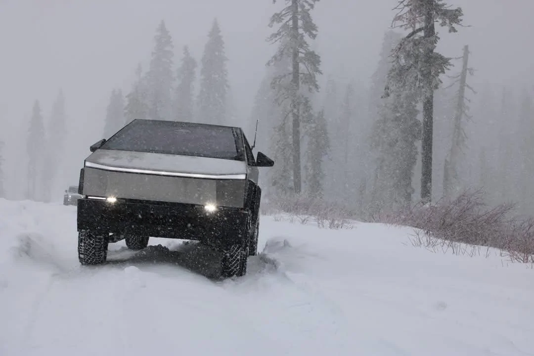 Tesla Cybertruck Daily random Cybertruck photos thread - Post Yours! 📸 🤳 IMG_4342