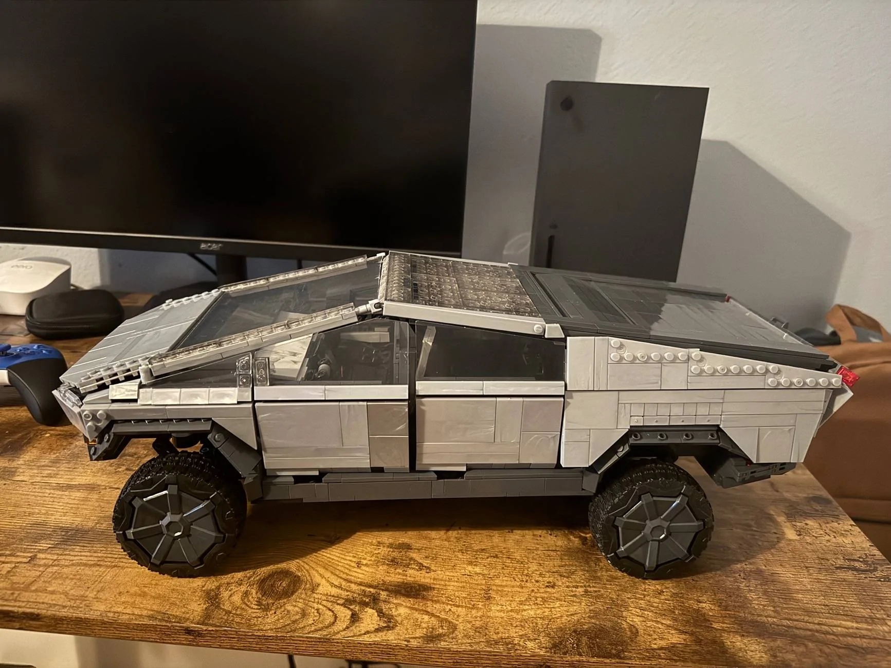 Tesla Cybertruck Daily random Cybertruck photos thread - Post Yours! 📸 🤳 75772999177__7F34BCDC-1EDD-40AF-BBC9-581161FB1078