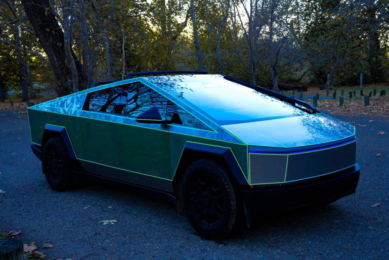 Tesla Cybertruck GLOW IN THE DARK TRON theme with clear PPF wrap…Interior Neon Lighting _7R51392