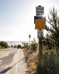 Tesla Cybertruck FSD Reading the speed signs wrong in one place q=tbn:ANd9GcSga13GWsfbbOFqMbeyNZXh4Sk_KrNZS5L3PQ&s