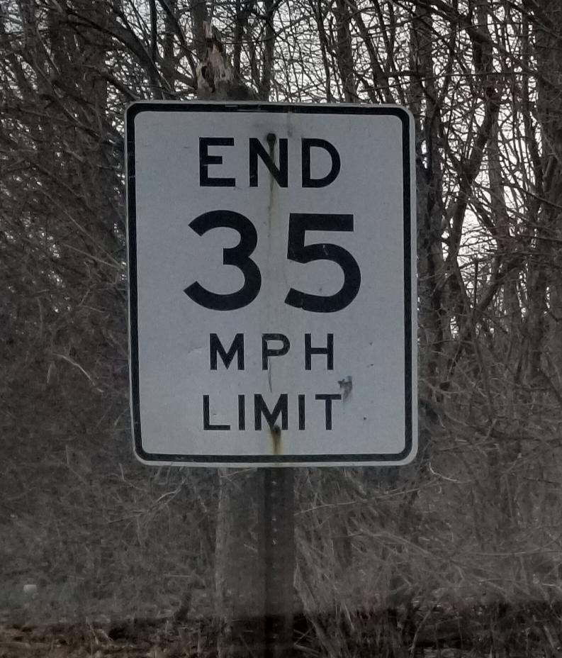 Tesla Cybertruck FSD Reading the speed signs wrong in one place 9bgqum0scwq21