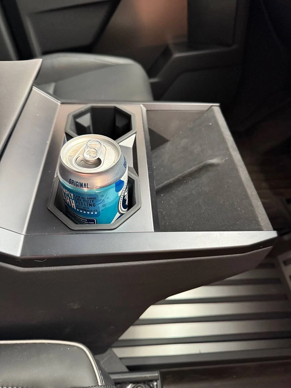 Tesla Cybertruck Cybertruck Center Console Cupholder IMG_6720